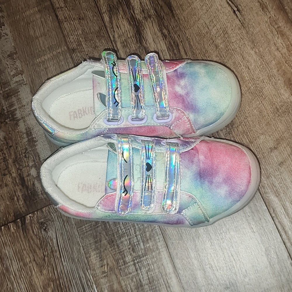 Tie-dye cat light up shoes